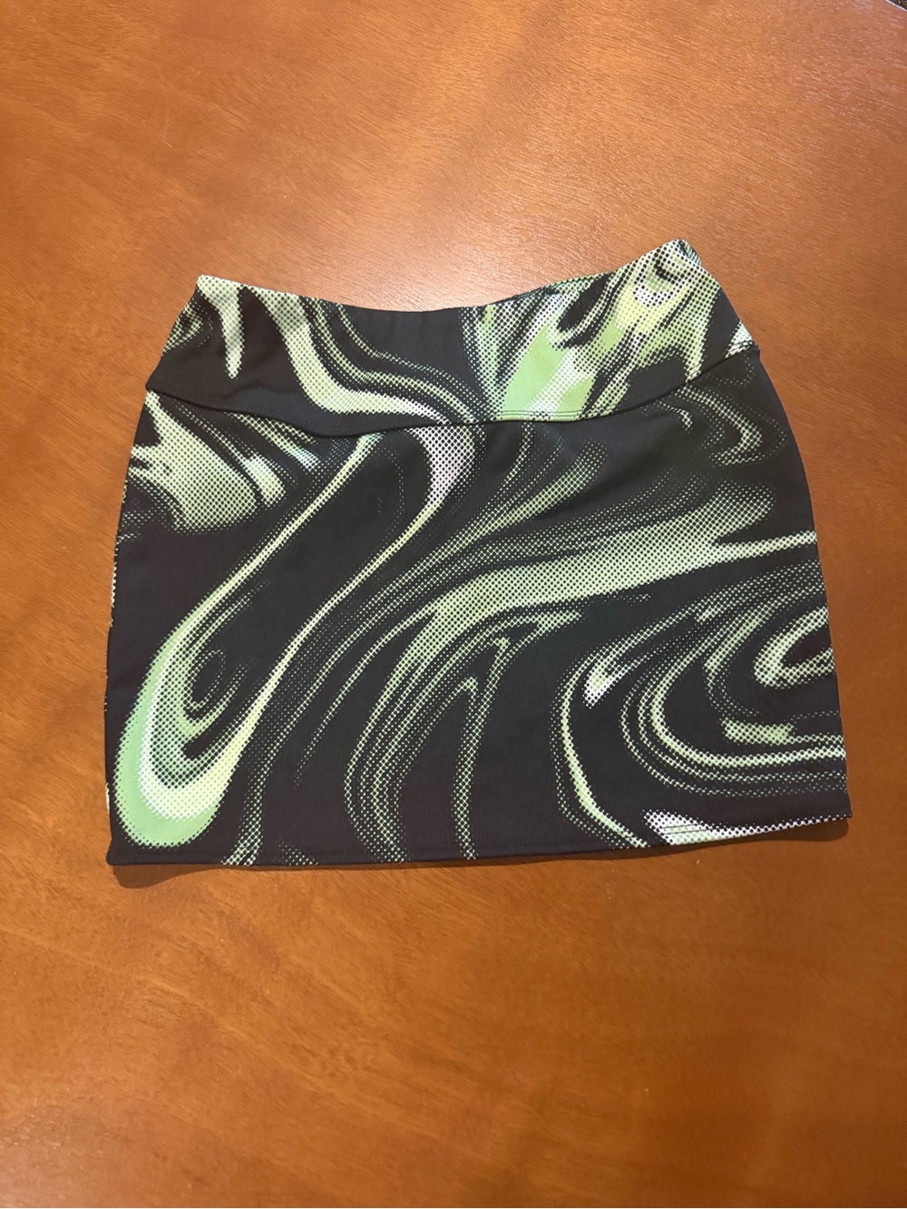 H&M Black and Lime Swirl Print Mini Skirt